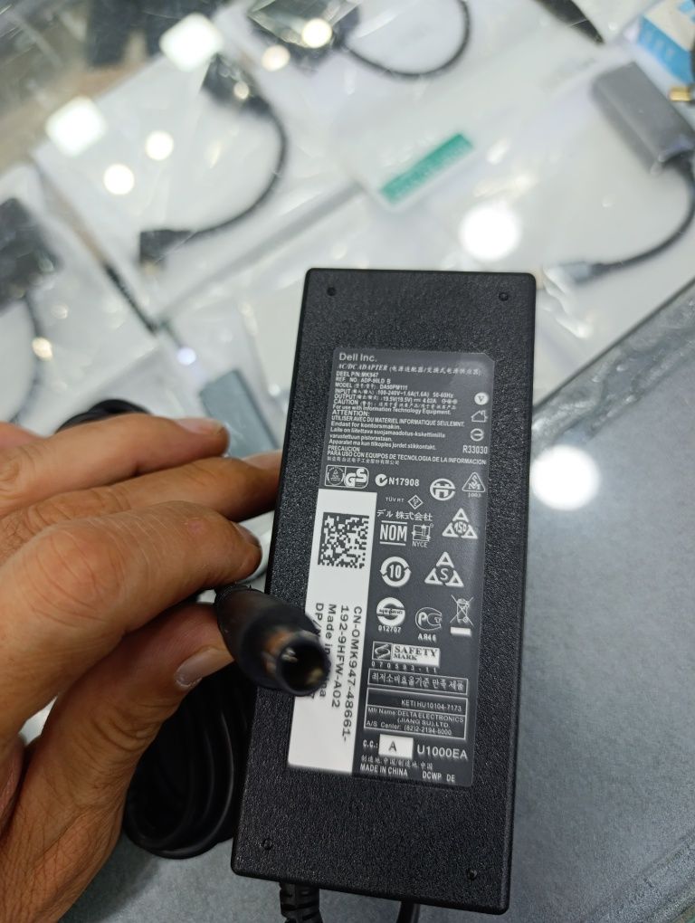 Скидка!Блоки питания/adapter DELL 19.5 V 4.62 A ( click , pay me )