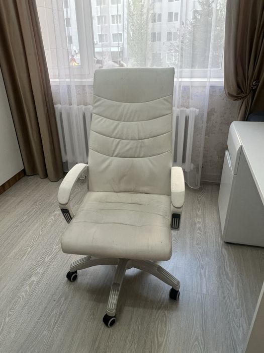 Продам офисное кресло