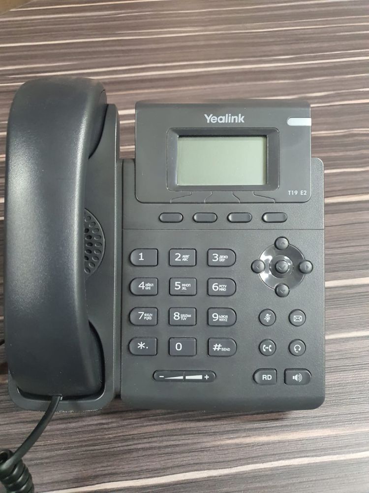 Телефоны для офиса SIP-телефон Yealink SIP-T19E2