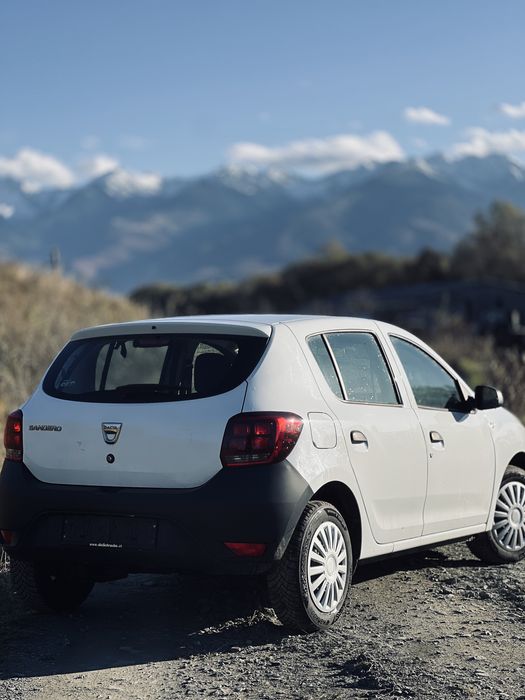 Dacia Sandero . 2019