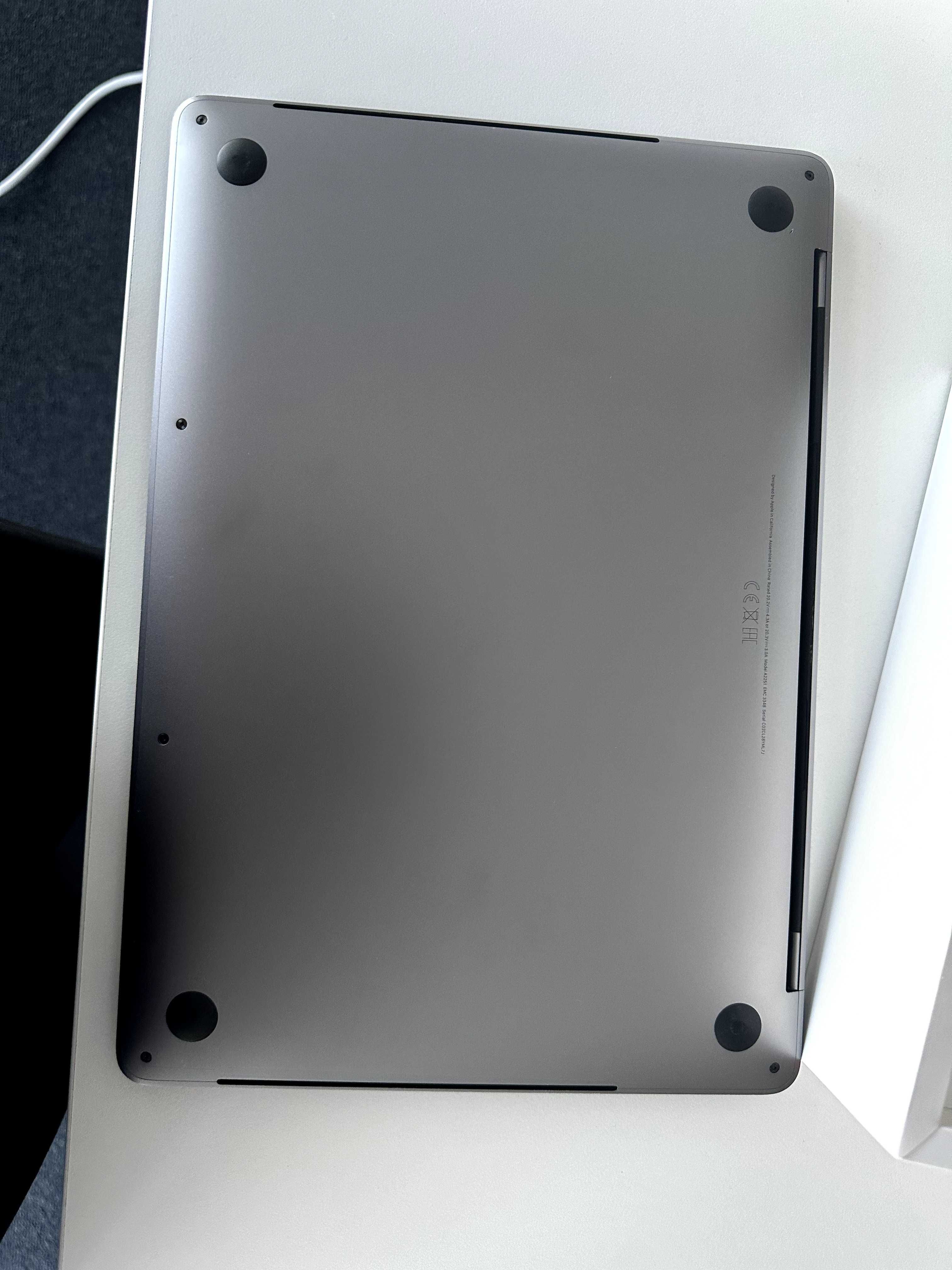 MacBook Pro 2020 13-inch, 16GB, 1TB