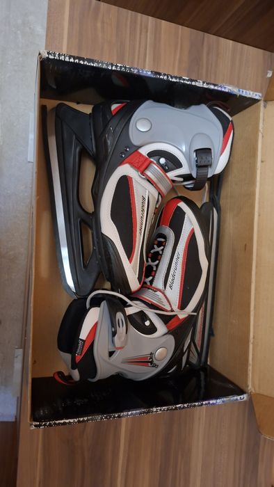 Bladerunner patine gheata. Comet 6, mărimea 43