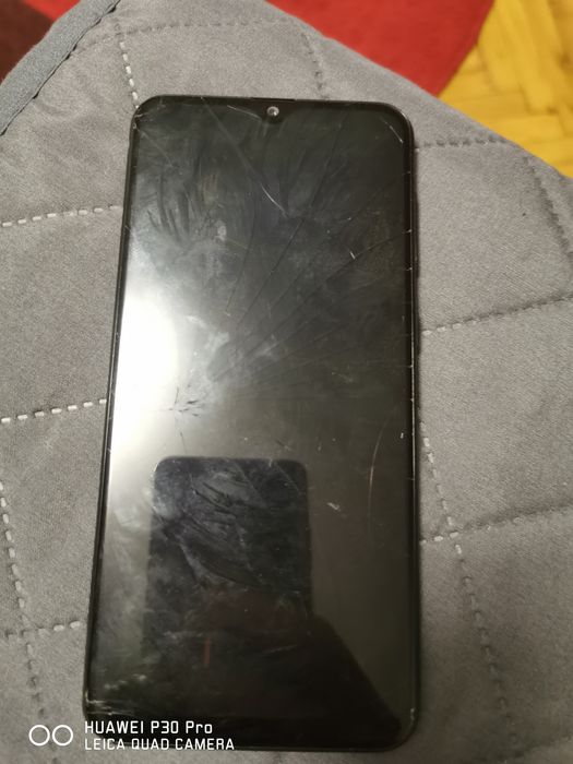 Samsung a51  și a30s pentru piese