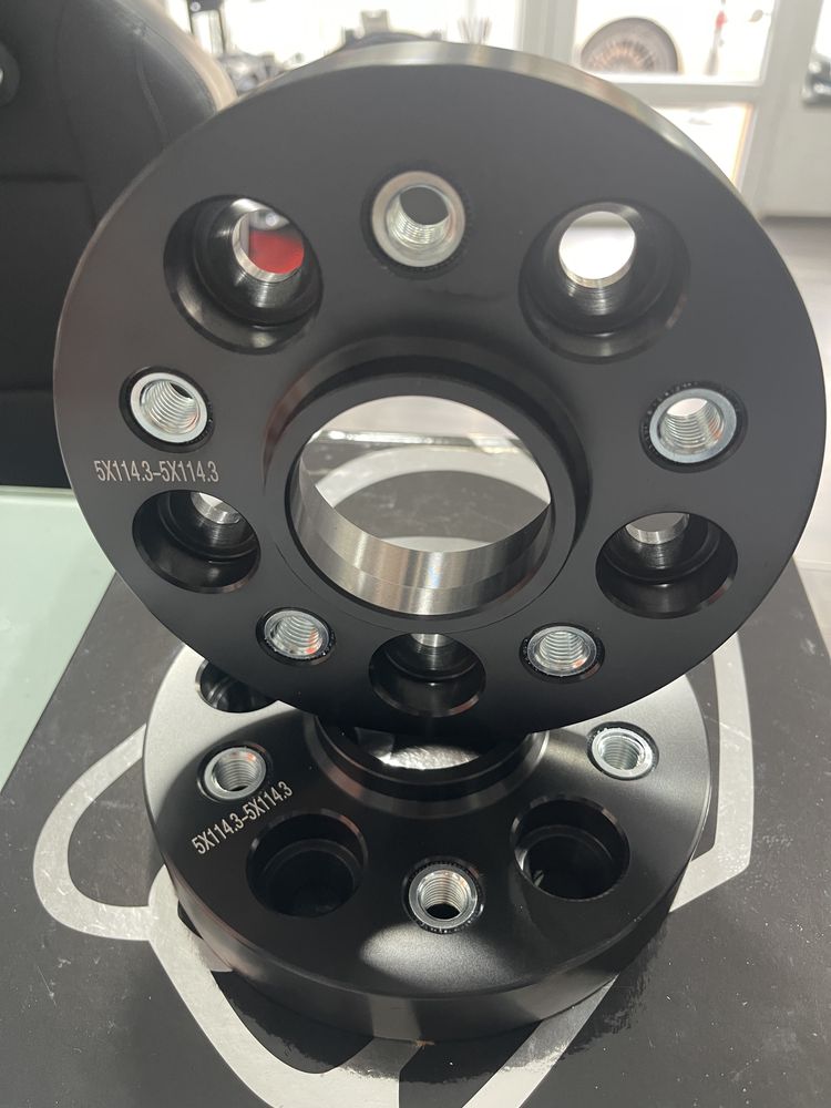 2 Distantieri 25 mm Dacia Duster 5x114.3