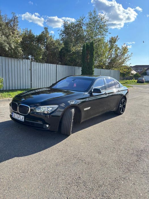 Vand bmw 730 din anul 2011
