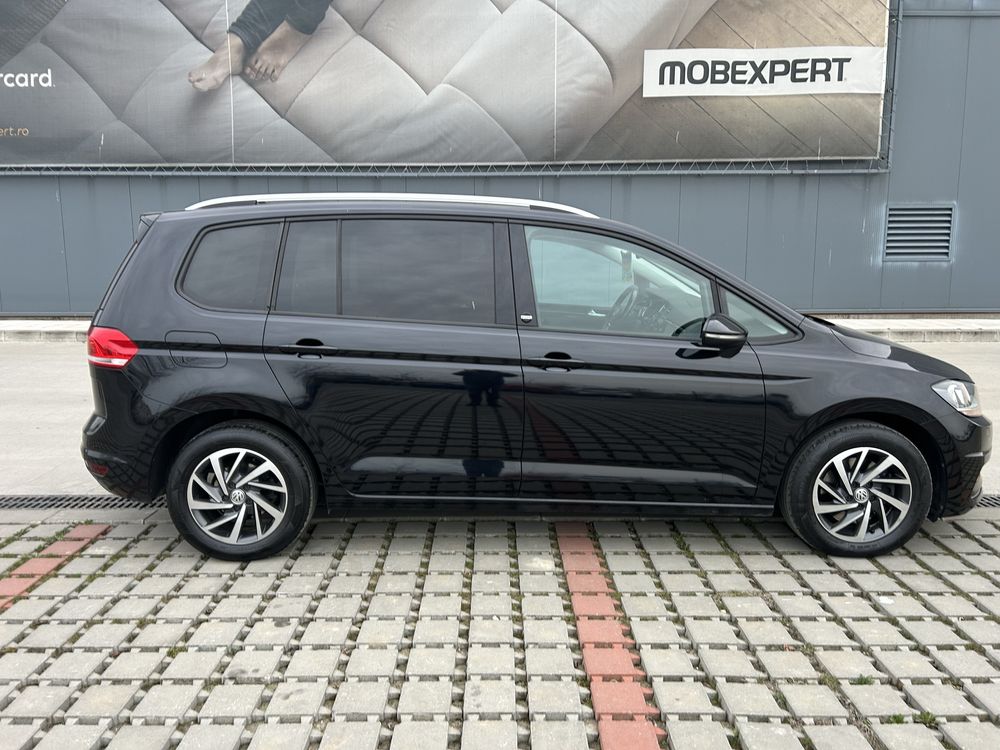 Vw Touran 2018 2.0 tdi ‘SOUND’