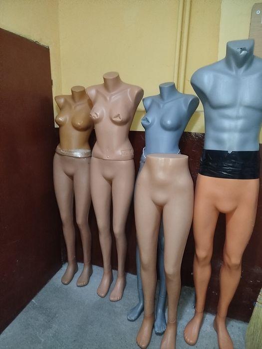 Дамски маникени .