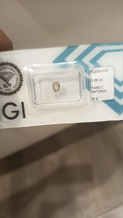 Diamant oval 0.26 carate