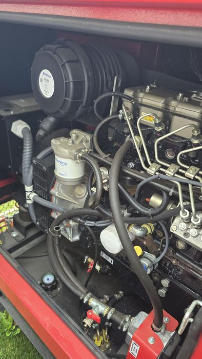 Generator zenessis 22 kw nou