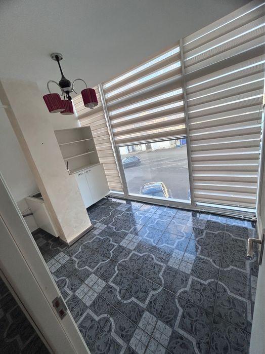 ÎNCHIRIEZ CAMERĂ  -zonă centrală Bacau