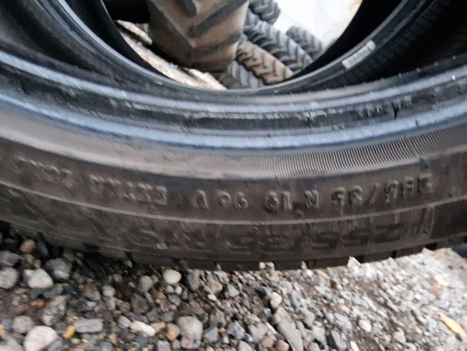 Anvelope 255/35R19 marca Continental, DOT 2019,7 mm