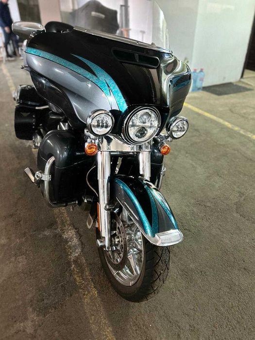 HARLEY DAVIDSON Electra Glide CVO Ultra Limited