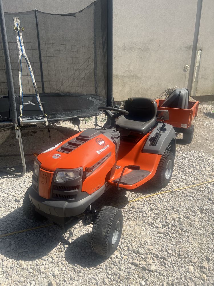 Tractoras gazon Husqvarna TC 138