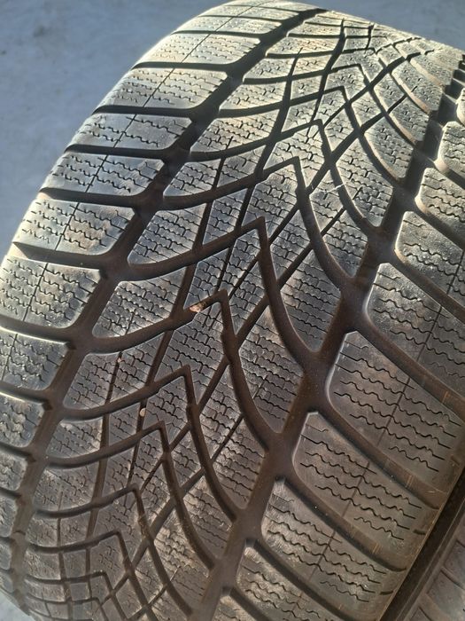 4 anvelope iarnă 285 30 r21 Dunlop