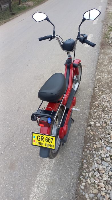 Vand Piaggio Si 2 Rosu! Pretul este in euro!!!