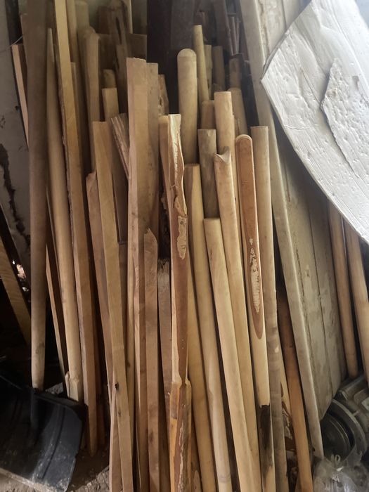 Черенки не ликвид разной длинны (Бой)  опилки