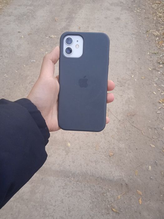 Iphone12 200dollr kelwtrb berama