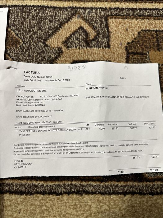 Huse Toyota Corolla 2023