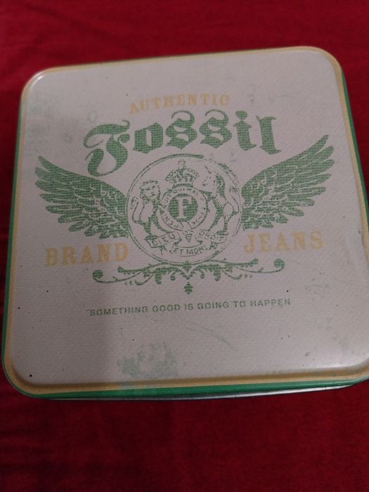 Оригинален часовник Fossil