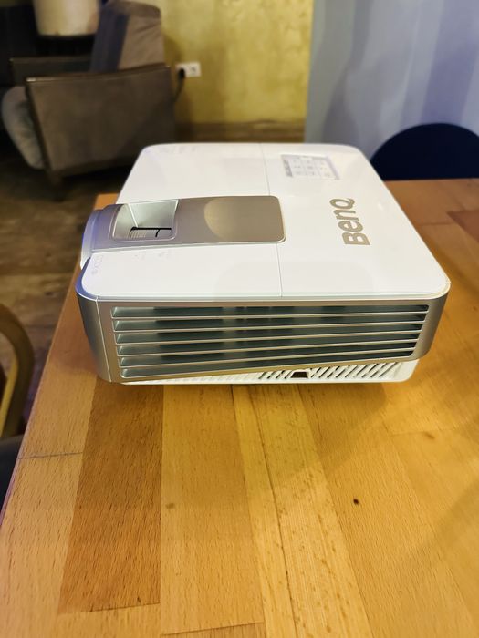 Video peoiector Benque MW632ST