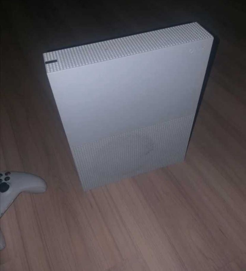 Xbox One S îngrijit!