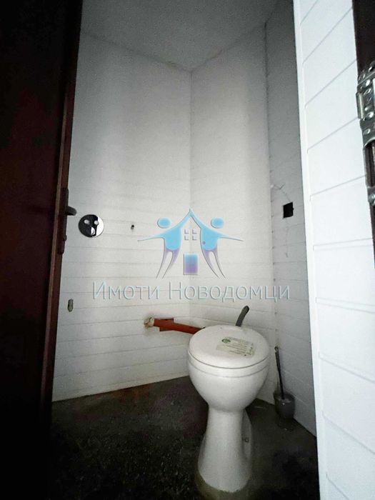 Продава се Едностаен апартамент в Шумен, Пазара - 42 кв.м за 1931 €/кв.м - Снимка #5