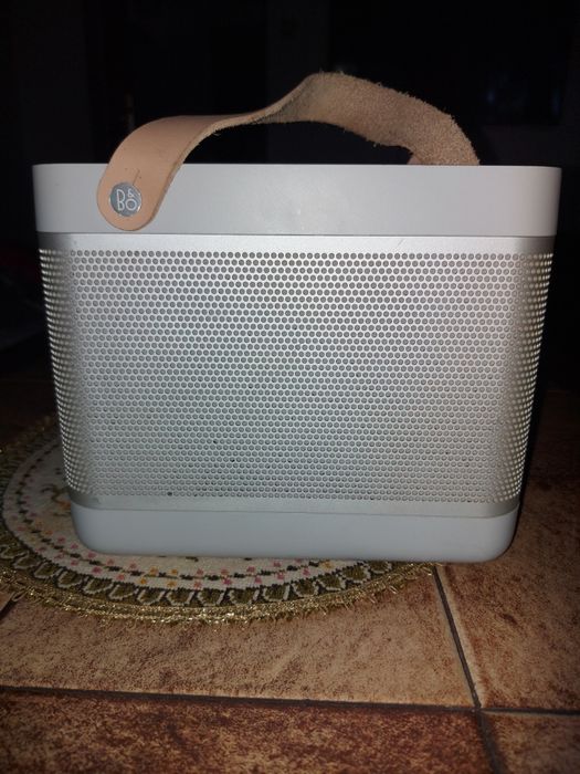Stative ,trepiede boxe.Bang&Olufsen Beolit 15.Nad Viso 1 AP