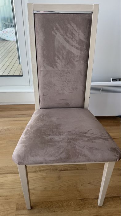 Продам стул Италия в идеальном состоянии.