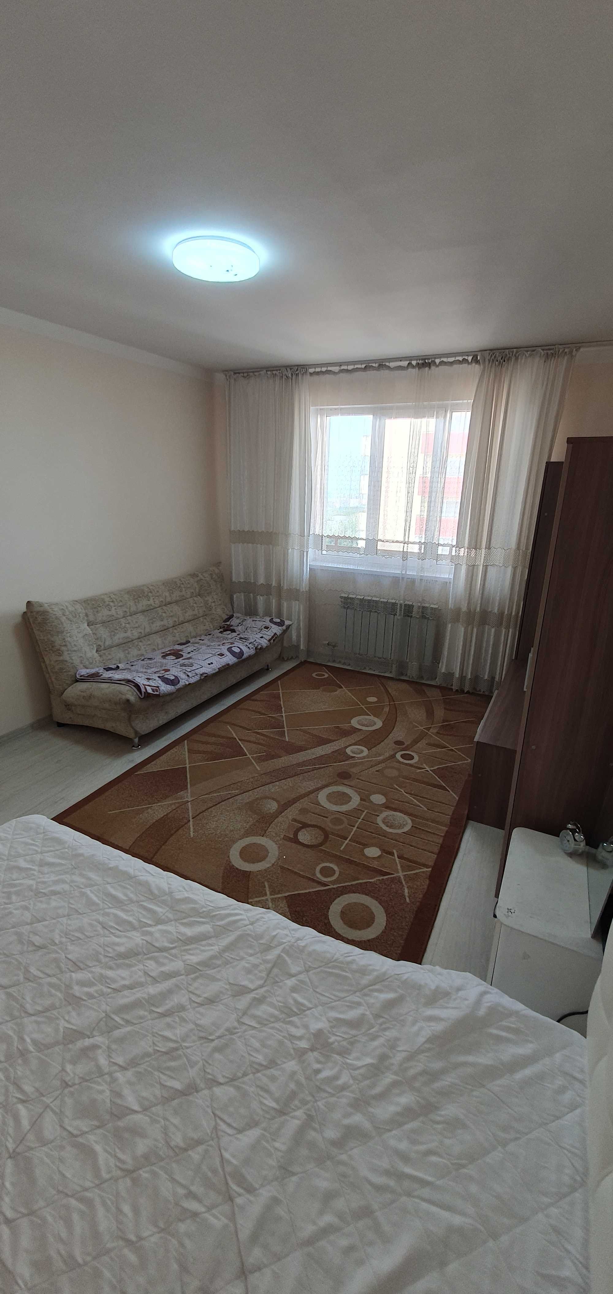 Продам 1-комн квартиру. ЖК " Жандосова". 48 м2. мик-н Таугуль.