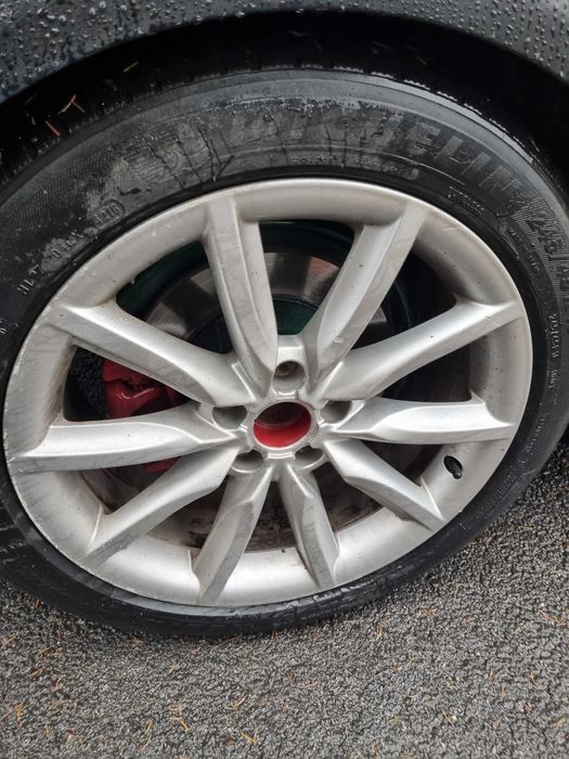 Vand jante r18 nu sunt zgariate