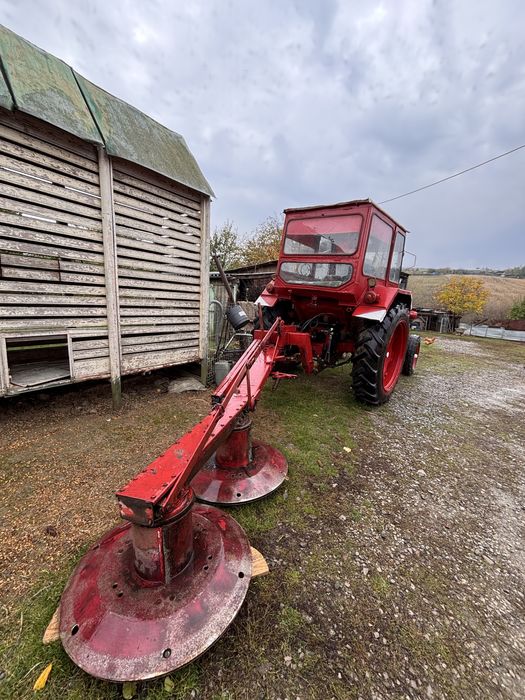 Tractor u650 + cositoare