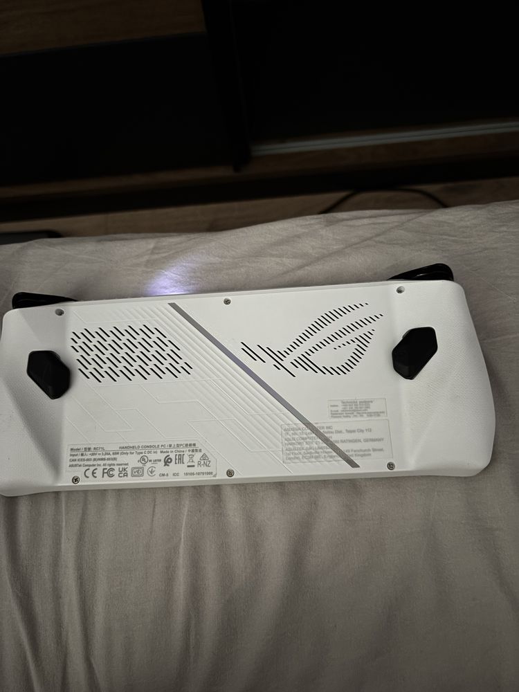 Rog ally Z1 extreme
