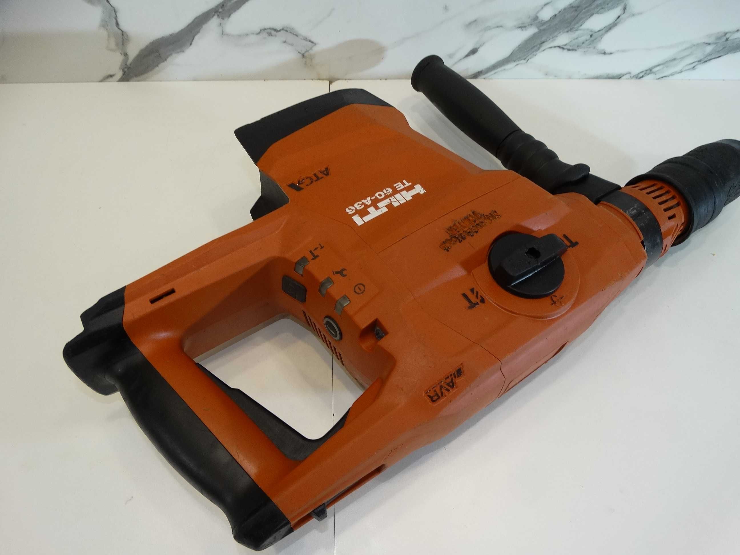 Hilti TE 60 A36 - Ударо пробивна машина - 8.1 J