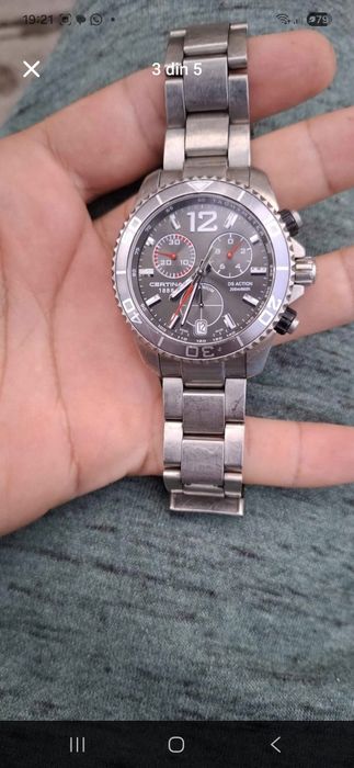 Schimb sau vând  ceas certina  schimb cu orient sau watch samsung sau
