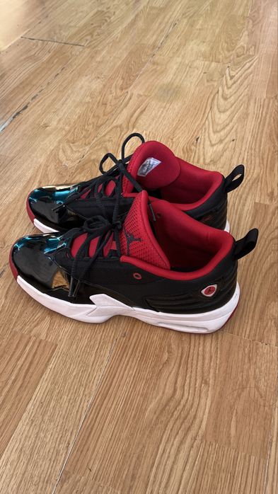Jordan Max Aura 6