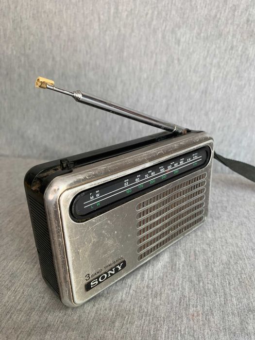 старо радио Sony TFM 6100L