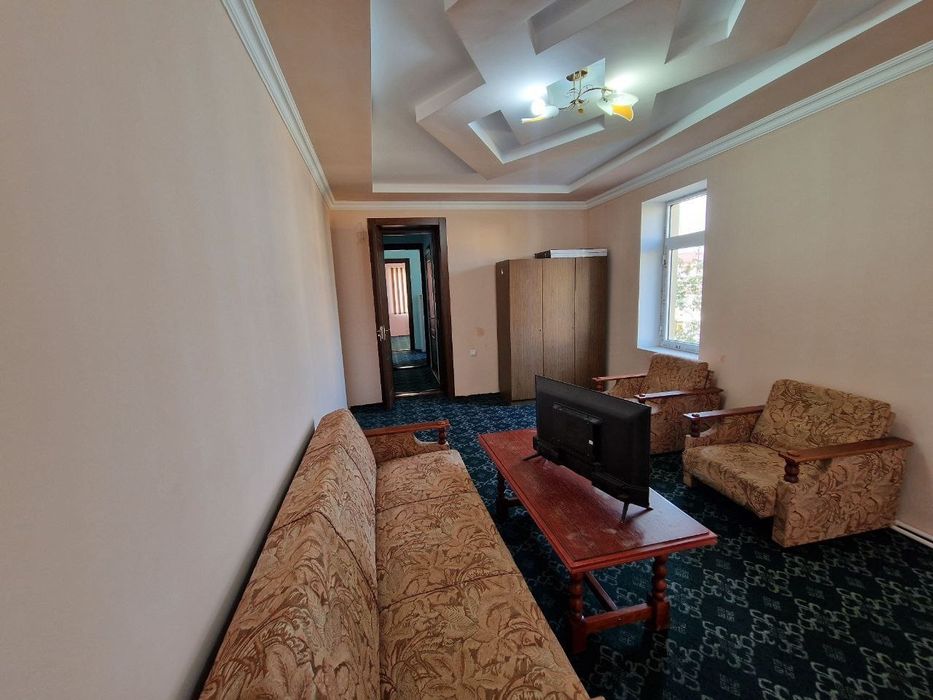 2 хонали квартира ижарага берилади! Санат-Сарой.