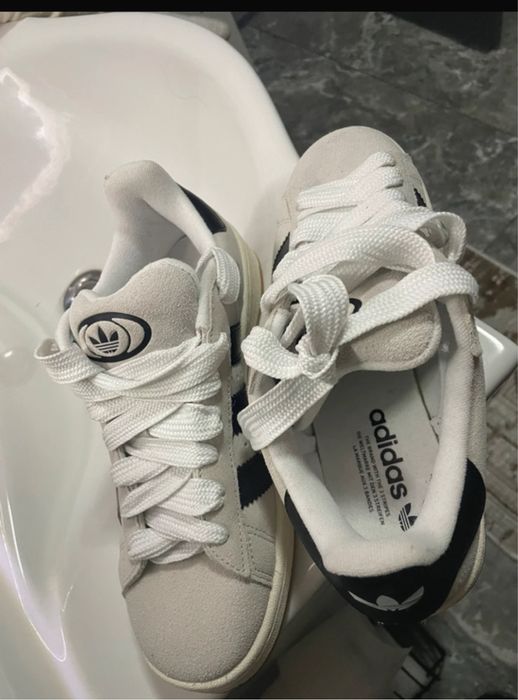 Adidas campus 00’s