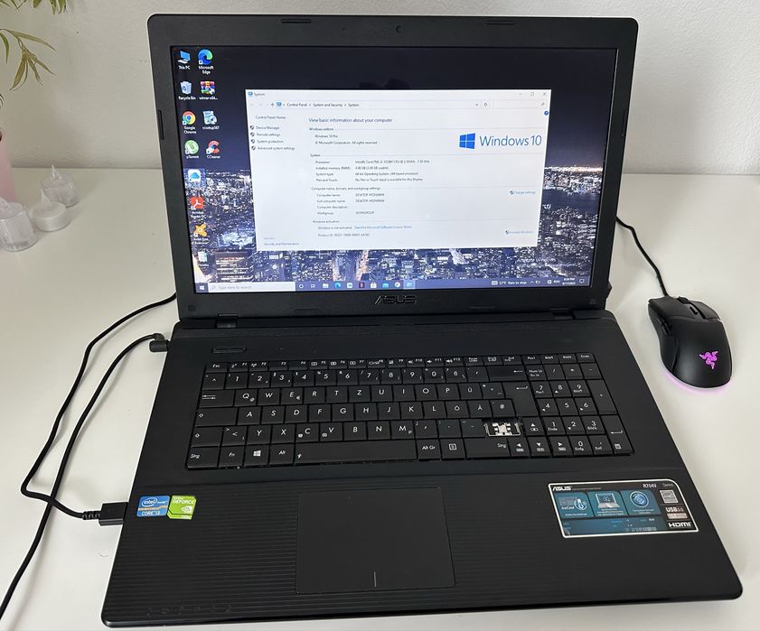 Vand Asus  R704V
