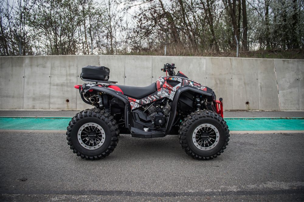 Vand Can-Am Renegade Triple Black 1000R