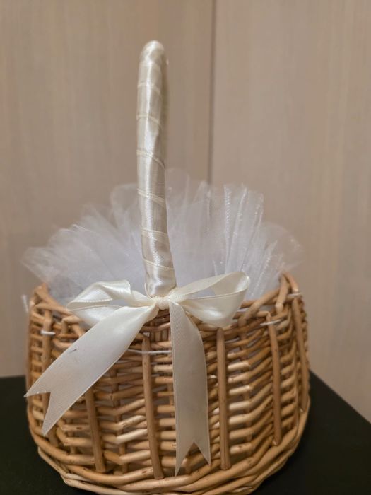 Coș de Rattan Manual