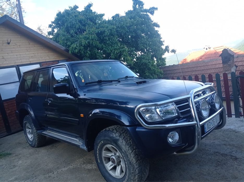 Vând Nissan patrol y61 3.0 Di