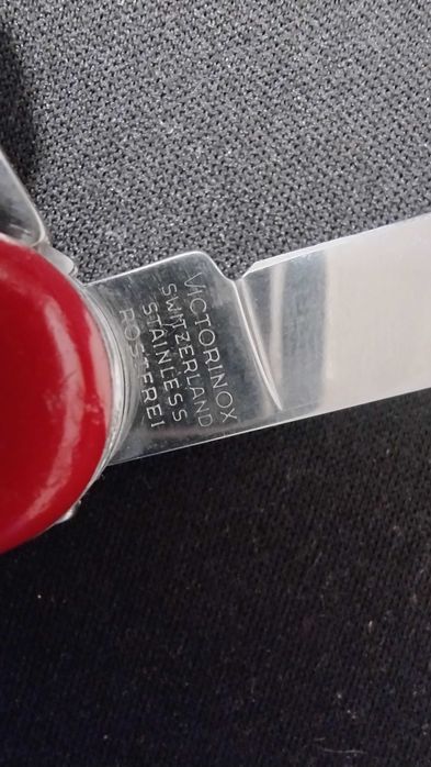 Briceag Victorinox  Rosu