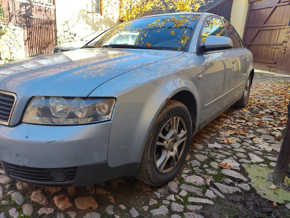 Vând Audi A4 B6 AWX