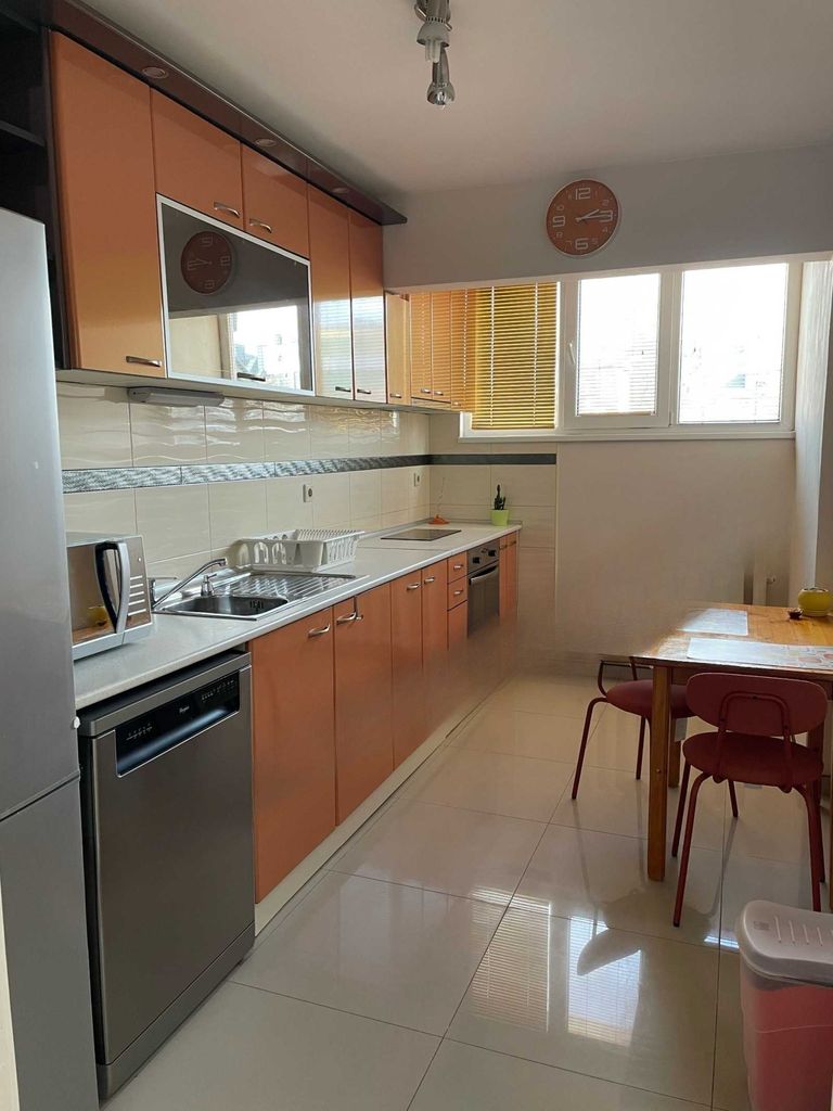Дава се под наем Двустаен апартамент в София, Лозенец - 60 кв.м за 600 € - Снимка #9