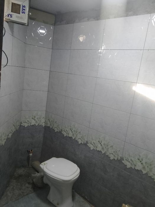 Umid qurĝonida hovli sotiladi Navoiy shahar