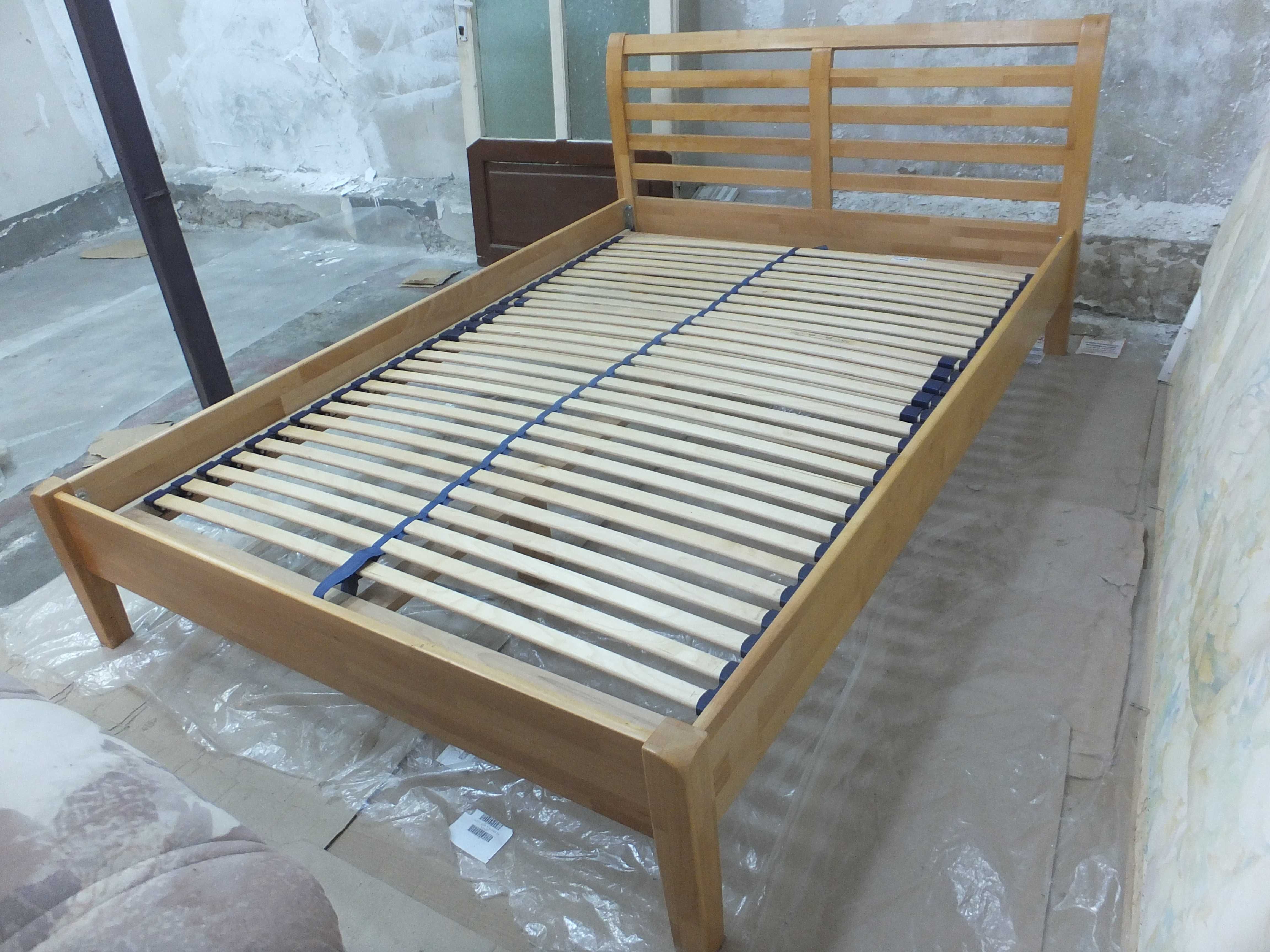 Superb pat de dormitor lemn masiv 140x200 complet cu saltea