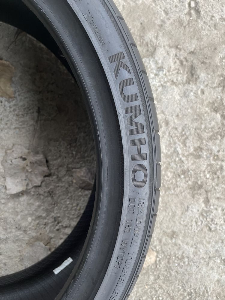 225/35R19 Kumho ECSTA PS71 Dot 2021