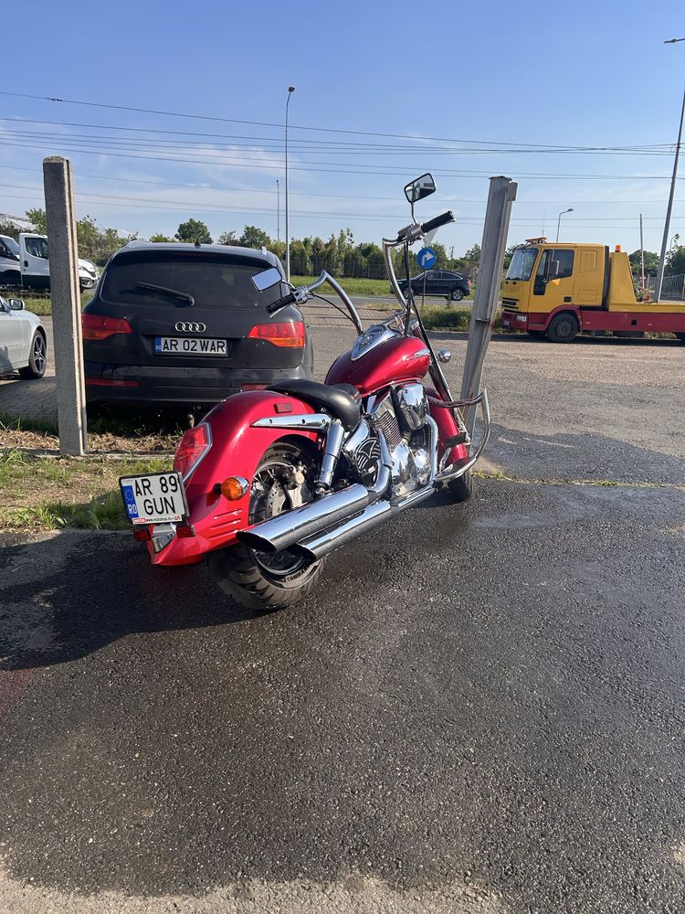 Vans Honda VTX 1300S