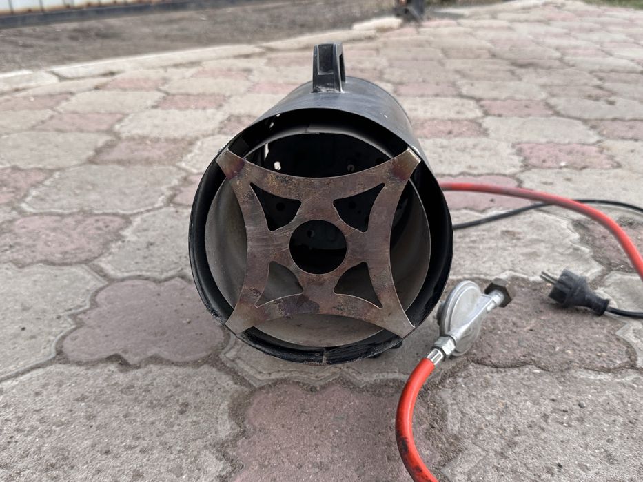 Продам газовую тепловую пушку